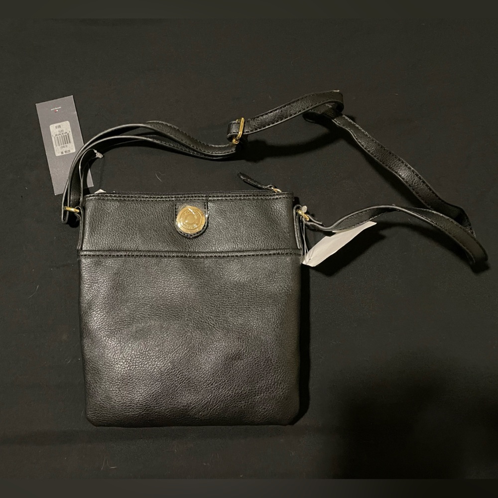 Tommy Hilfiger Sleek Black Crossbody Bag